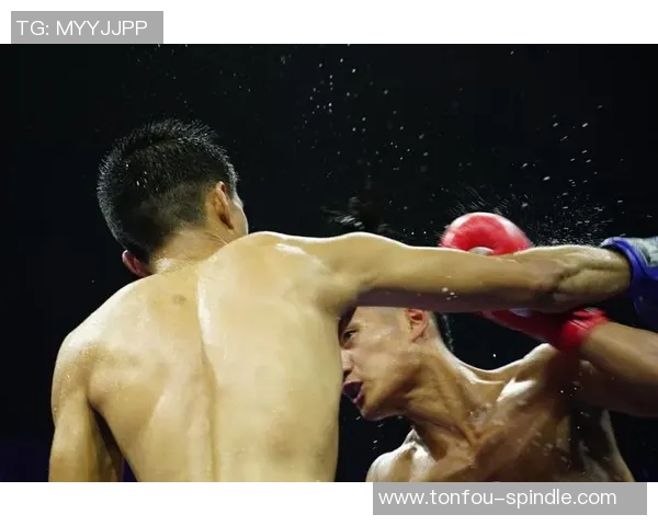 张展瑜与赵强激烈对决谁将成为新一代的搏击王者 张展瑜与赵强激烈对决谁将成为新一代的搏击王者